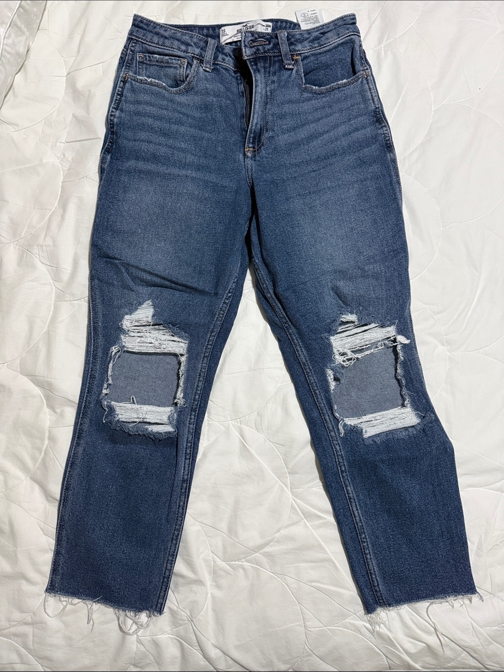 Hollister Dark Blue Curvy High-Rise Mom Jeans